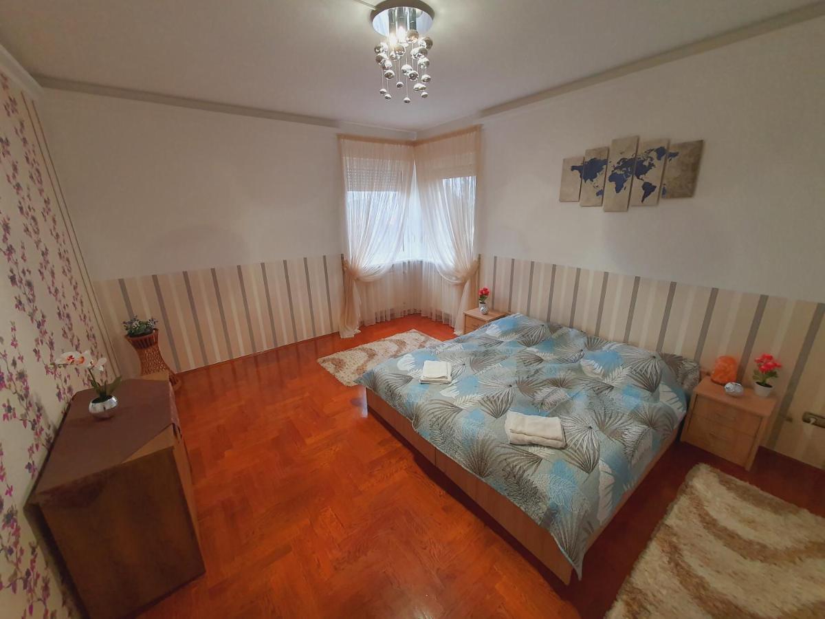 Adel Apartman ميسكولك المظهر الخارجي الصورة