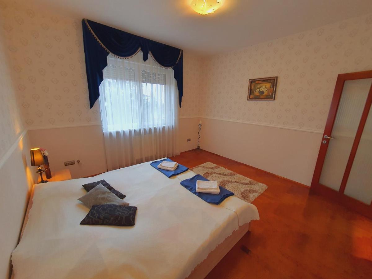 Adel Apartman ميسكولك المظهر الخارجي الصورة