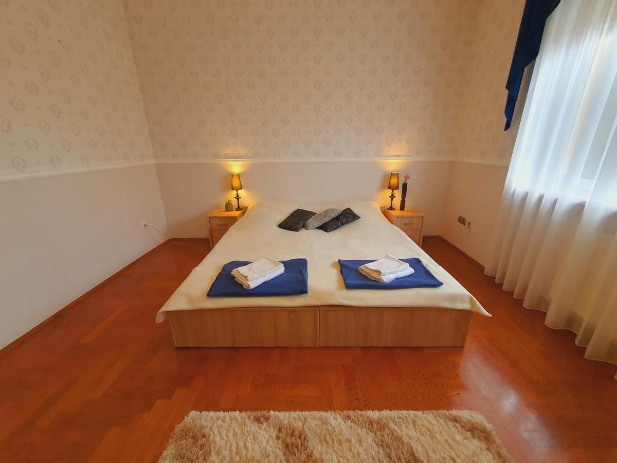Adel Apartman ميسكولك المظهر الخارجي الصورة